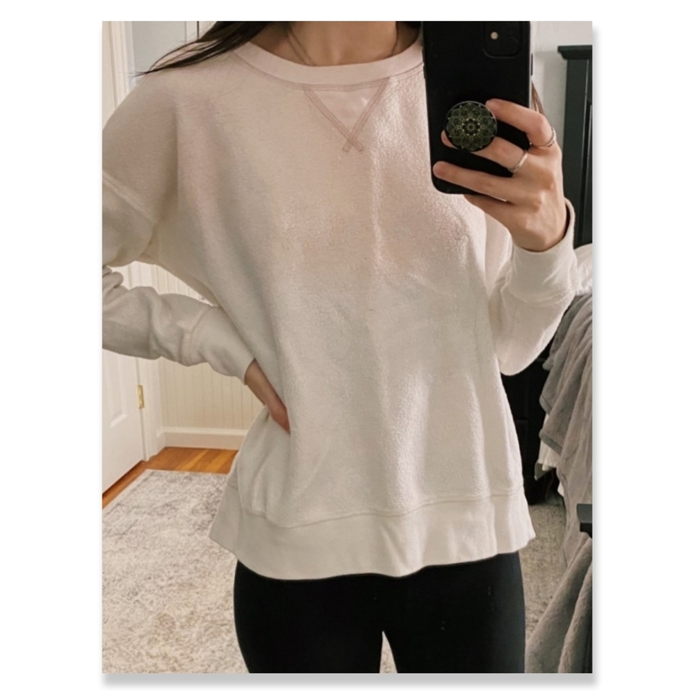 AMERICAN EAGLE OUTFITTERS Fleece Sweatshirt
